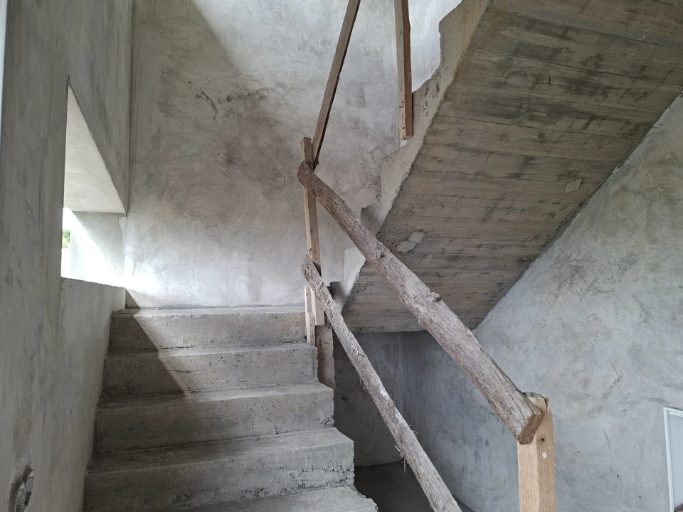 Apartamento T2 para Venda em Cabouco Foto 6
