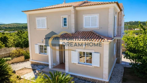 Moradia T5 para Venda em Silves