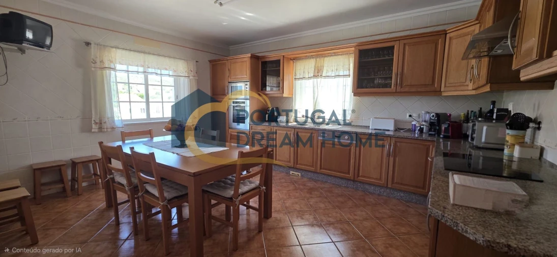 Moradia T5 para Venda em Silves Foto 6