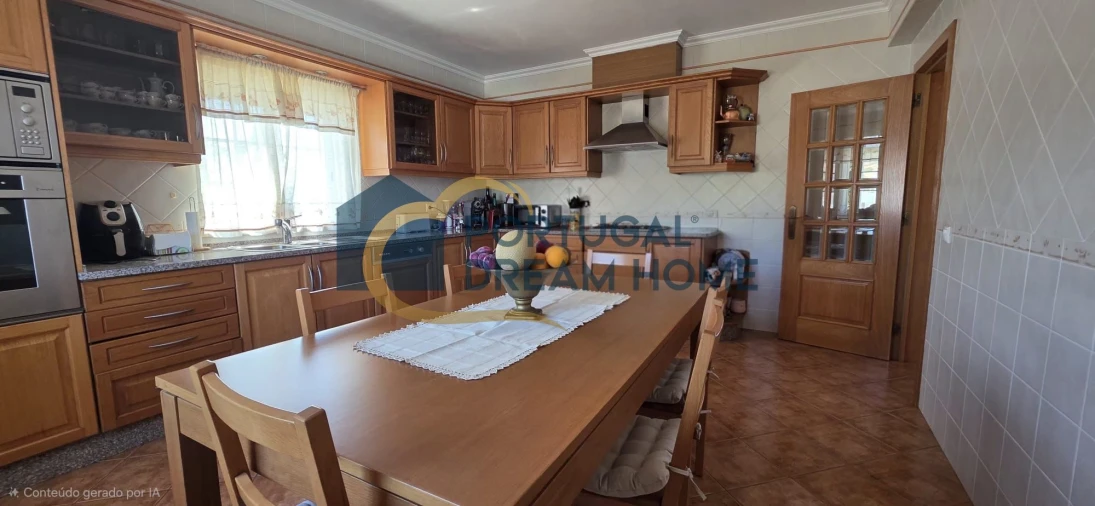Moradia T5 para Venda em Silves Foto 7