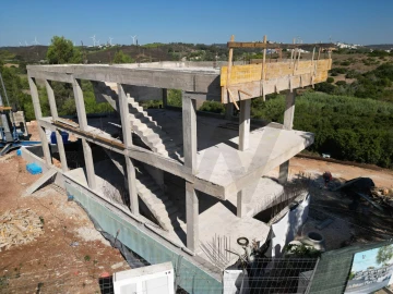 Moradia T3 para Venda em Vila do Bispo e Raposeira
