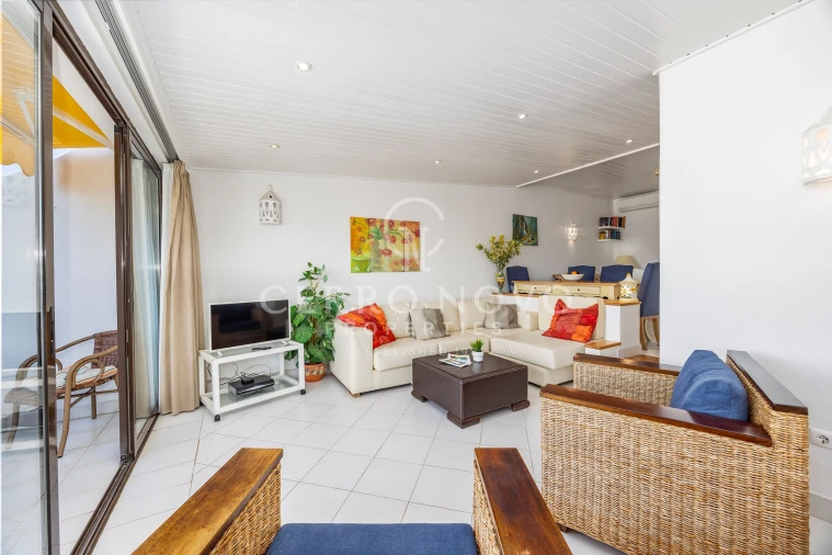 Apartamento T1 para Venda em Albufeira e Olhos de Água Foto 17