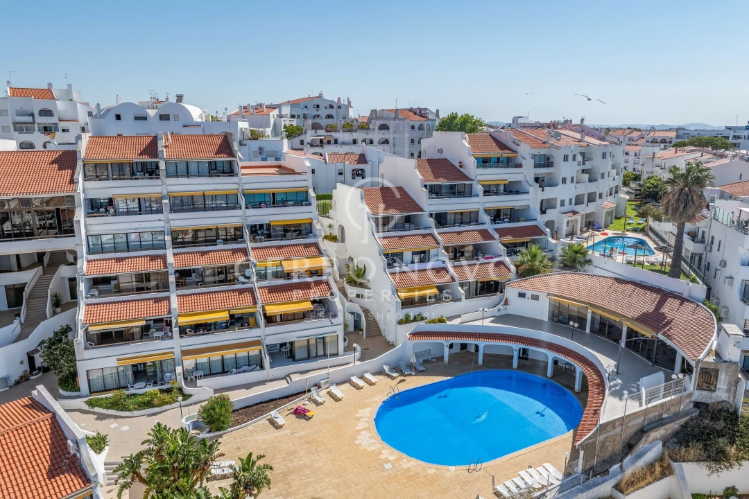 Apartamento T1 para Venda em Albufeira e Olhos de Água Foto 27