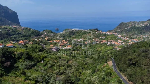 Terreno para Venda em Porto da Cruz
