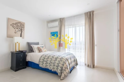 Apartamento T3 para Venda em Quarteira
