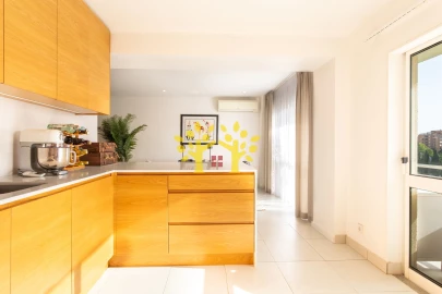 Apartamento T3 para Venda em Quarteira