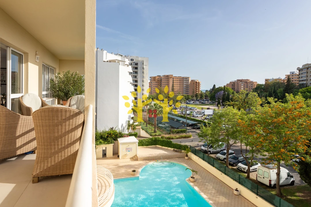 Apartamento T3 para Venda em Quarteira Foto 27