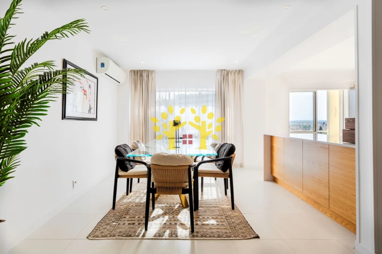 Apartamento T3 para Venda em Quarteira Foto 11