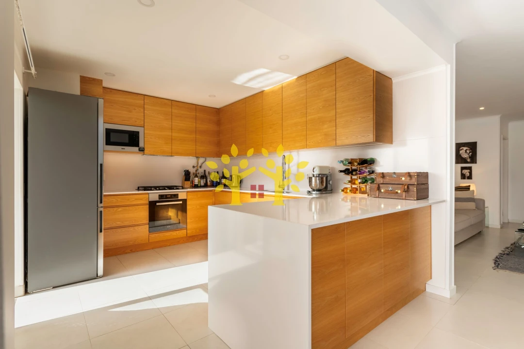 Apartamento T3 para Venda em Quarteira Foto 13
