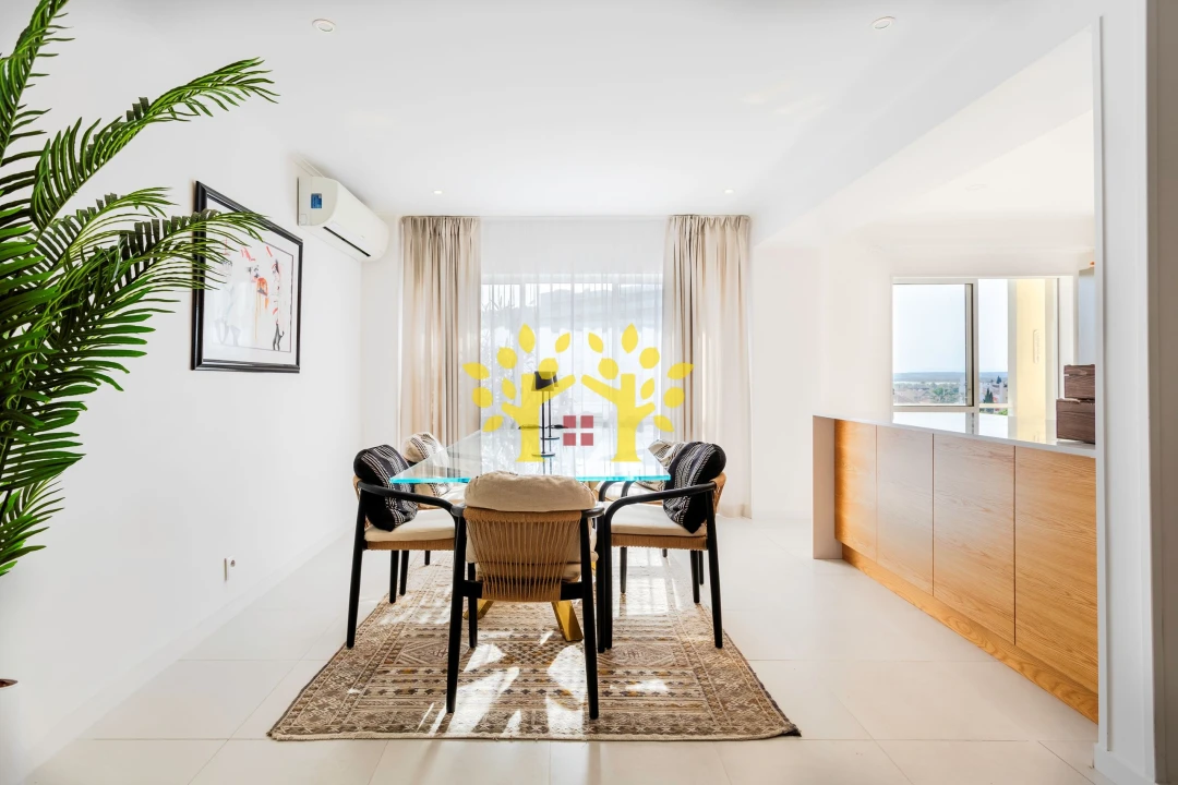 Apartamento T3 para Venda em Quarteira Foto 11