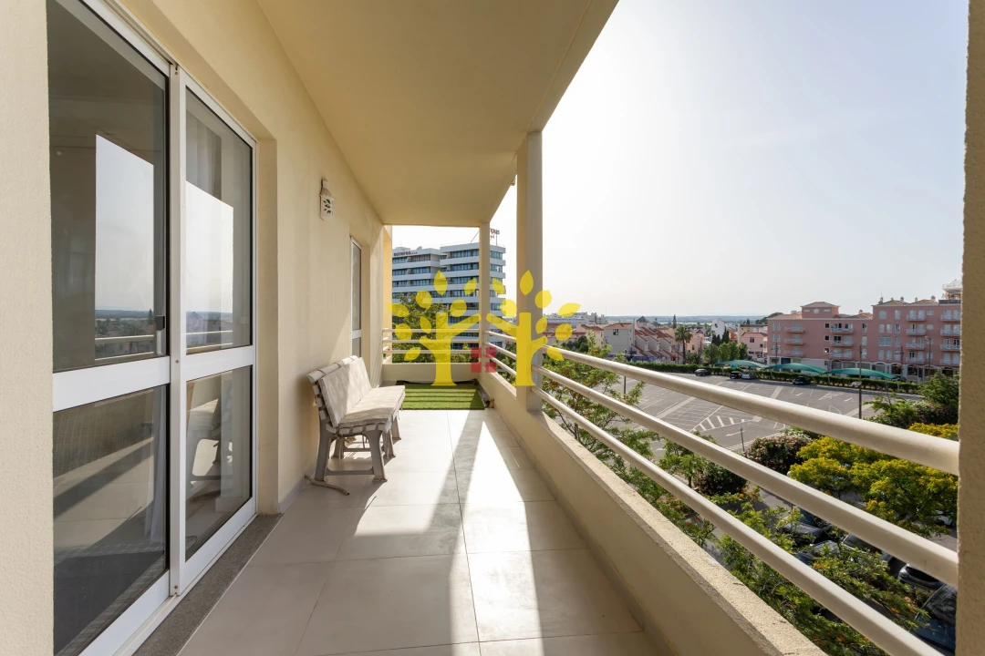 Apartamento T3 para Venda em Quarteira Foto 29