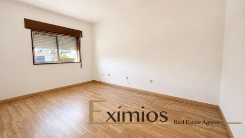 Apartamento T2 para Venda em Galegos (Santa Maria)