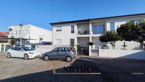 Apartamento T2 para Venda em Galegos (Santa Maria)