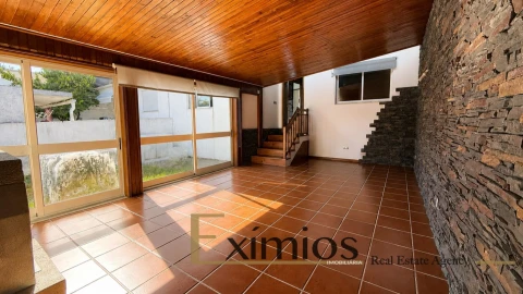 Apartamento T2 para Venda em Galegos (Santa Maria)