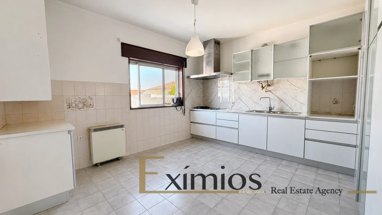 Apartamento T2 para Venda em Galegos (Santa Maria) Foto 3