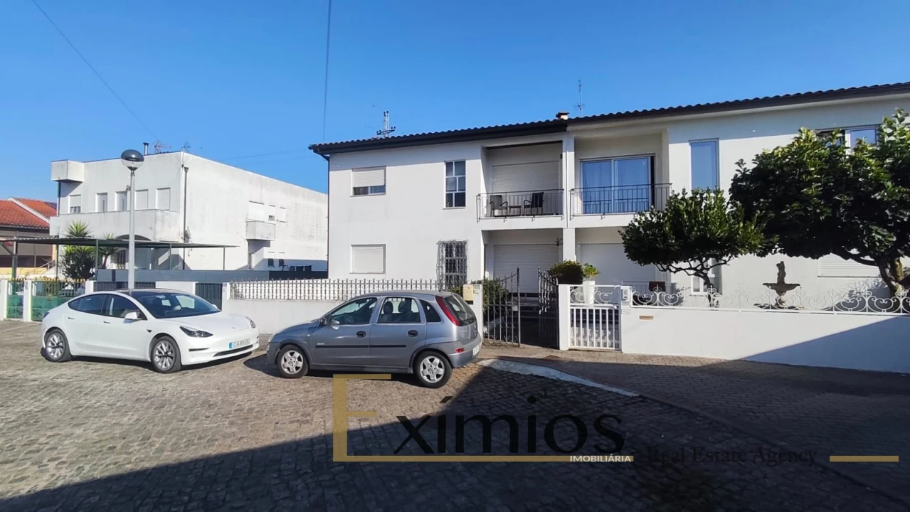Apartamento T2 para Venda em Galegos (Santa Maria) Foto 1