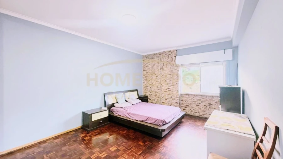 Apartamento T3 para Venda em Agualva e Mira-Sintra Foto 11