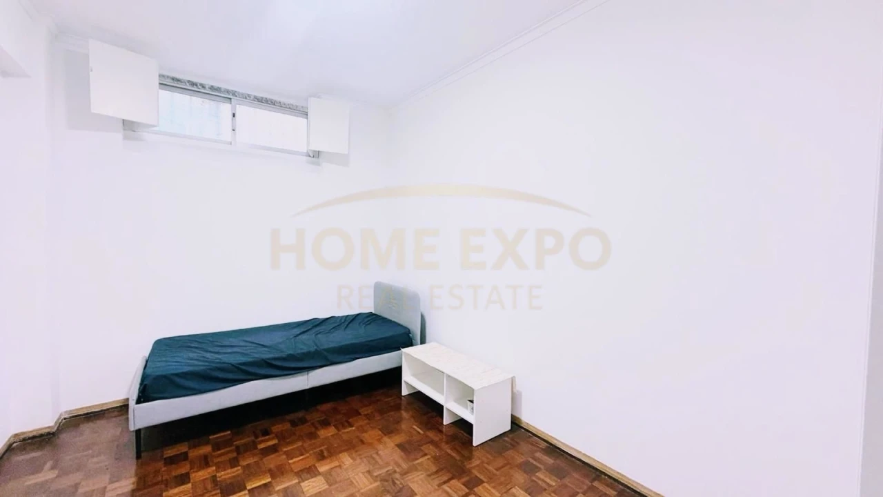 Apartamento T3 para Venda em Agualva e Mira-Sintra Foto 13