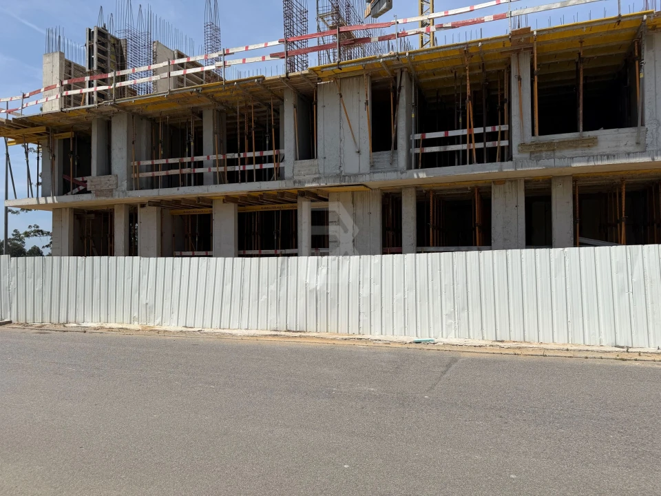 Apartamento T1 para Venda em Grijo Foto 13