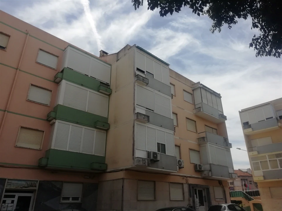 Apartamento T2 para Venda em Falagueira-Venda Nova Foto 67