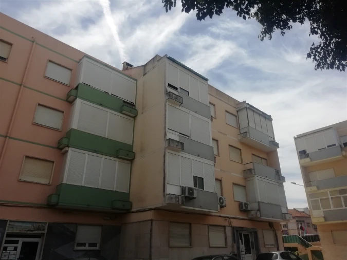 Apartamento T2 para Venda em Falagueira-Venda Nova Foto 67