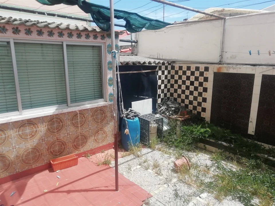 Apartamento T2 para Venda em Falagueira-Venda Nova Foto 36