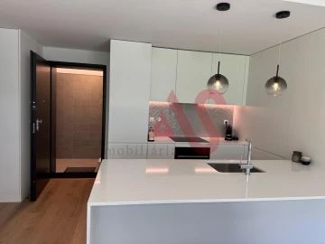 Apartamento T1 para Arrendamento em Algés, Linda-A-Velha e Cruz Quebrada-Dafundo