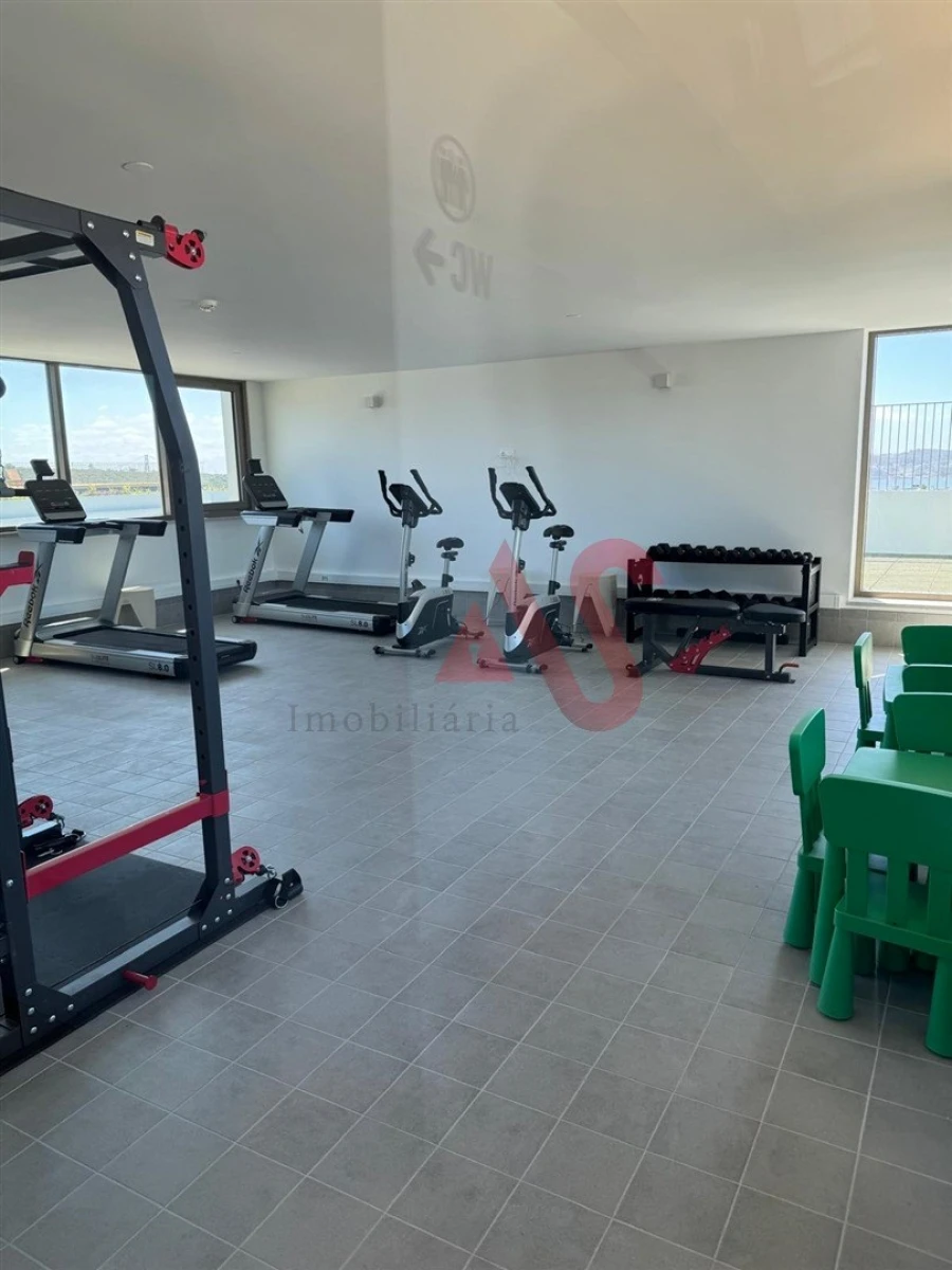 Apartamento T1 para Arrendamento em Algés, Linda-A-Velha e Cruz Quebrada-Dafundo Foto 8