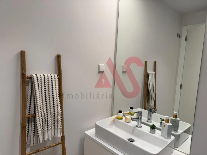 Apartamento T1 para Arrendamento em Algés, Linda-A-Velha e Cruz Quebrada-Dafundo Foto 4