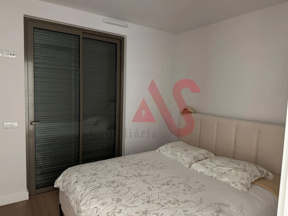 Apartamento T1 para Arrendamento em Algés, Linda-A-Velha e Cruz Quebrada-Dafundo Foto 5
