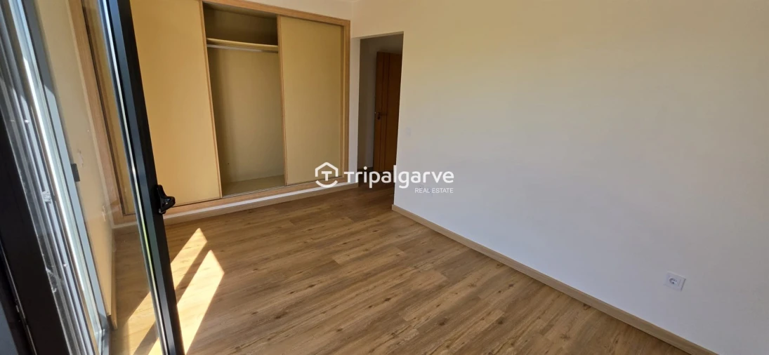 Moradia T3 para Venda em Guia Foto 38