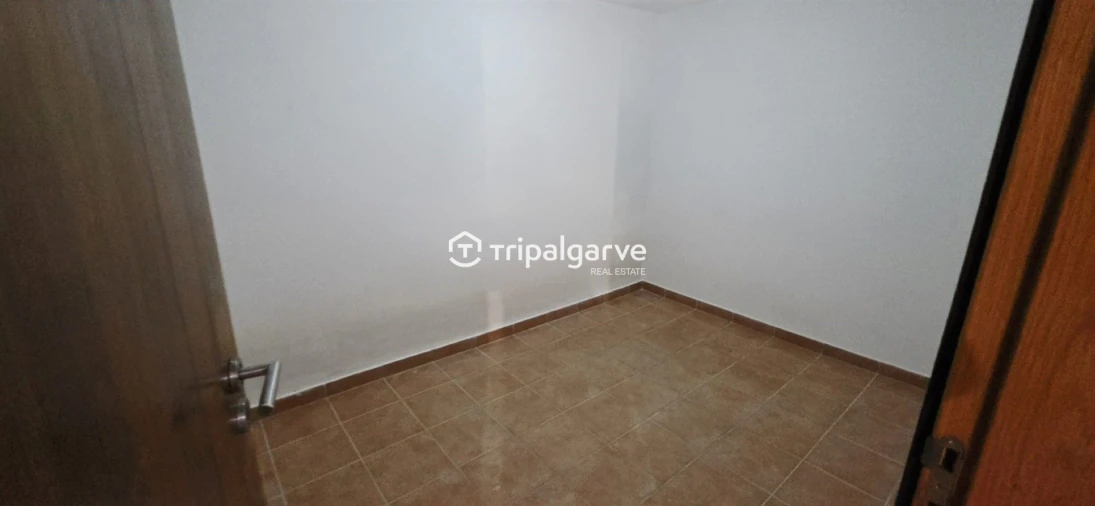 Moradia T3 para Venda em Guia Foto 47