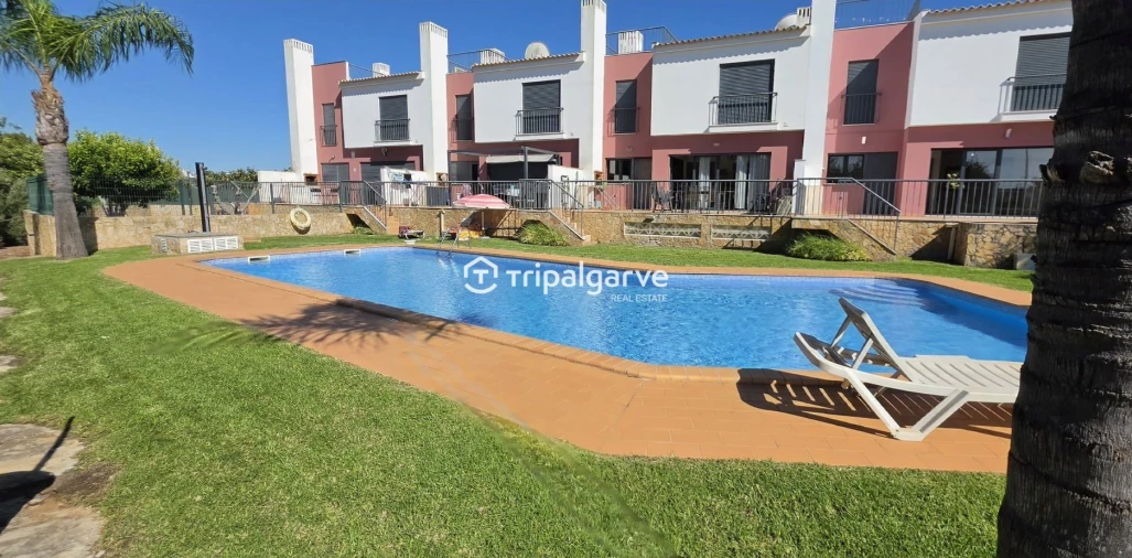 Moradia T3 para Venda em Guia Foto 4