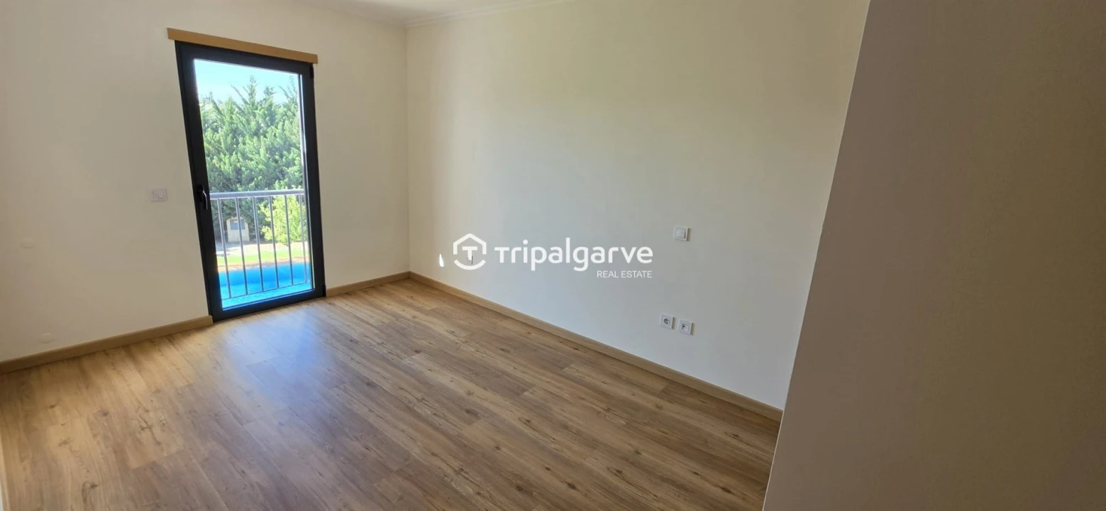 Moradia T3 para Venda em Guia Foto 37