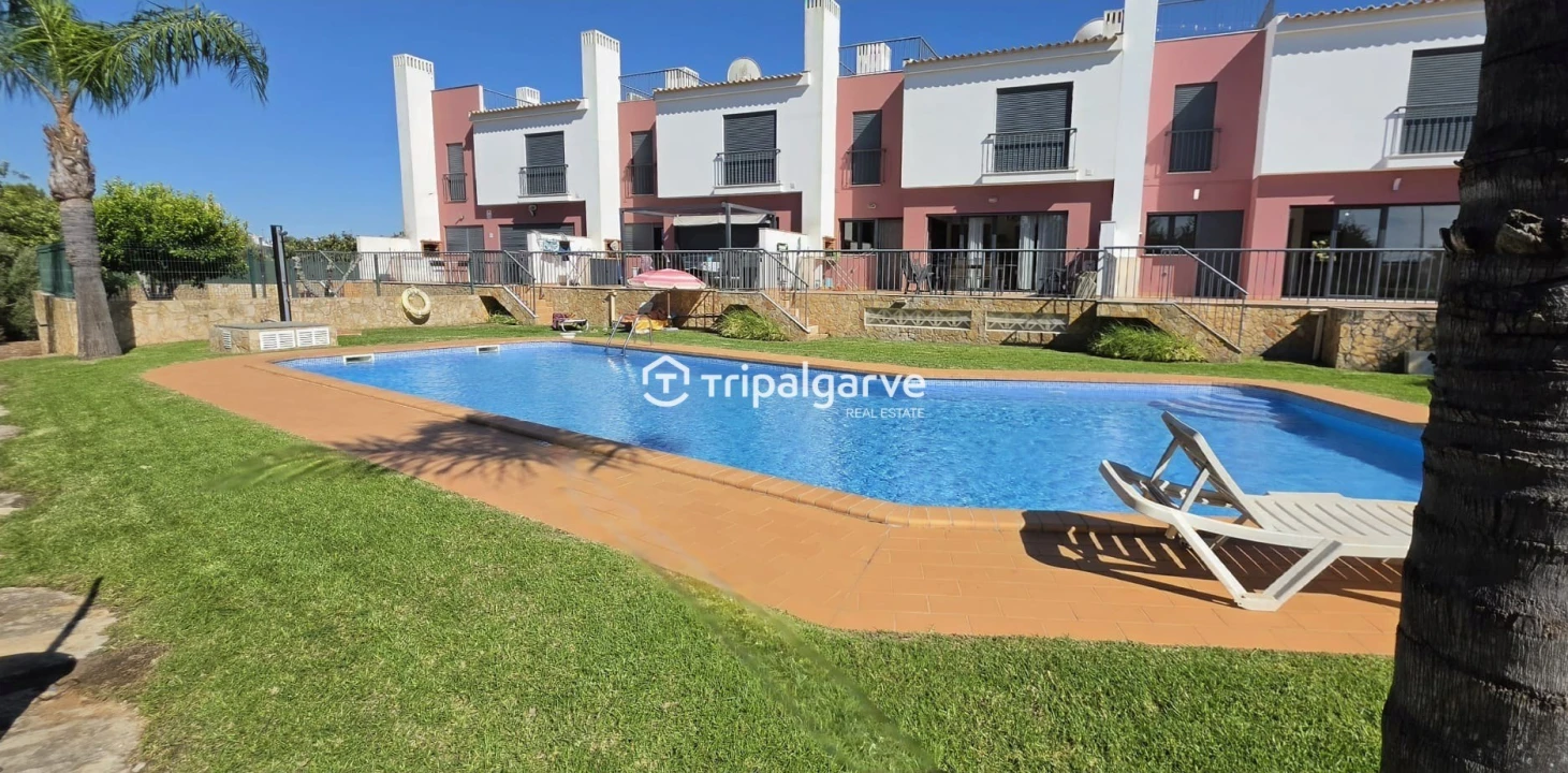 Moradia T3 para Venda em Guia Foto 4