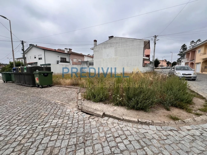 Terreno para Venda em Vilar de Pinheiro Foto 2
