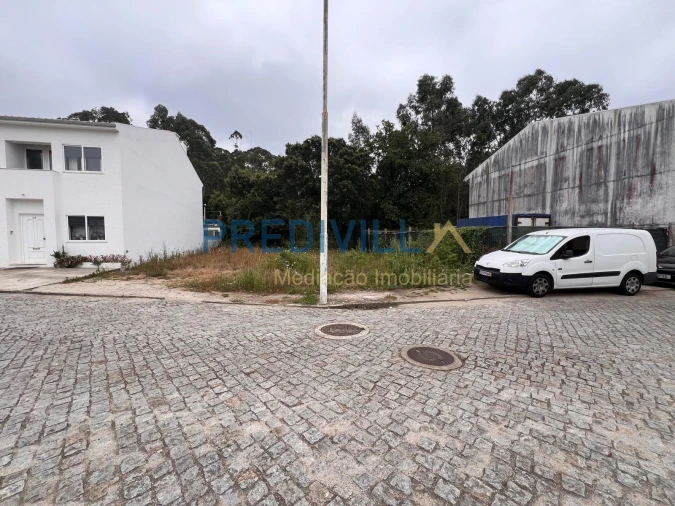 Terreno para Venda em Vilar de Pinheiro Foto 4