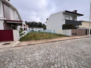Terreno para Venda em Vilar de Pinheiro