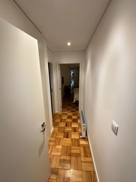 Apartamento T2 para Arrendamento em Cedofeita, Santo Ildefonso, Sé, Miragaia, São Nicolau e Vitória