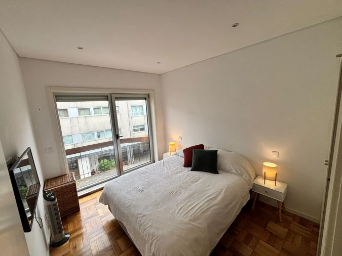 Apartamento T2 para Arrendamento em Cedofeita, Santo Ildefonso, Sé, Miragaia, São Nicolau e Vitória Foto 19