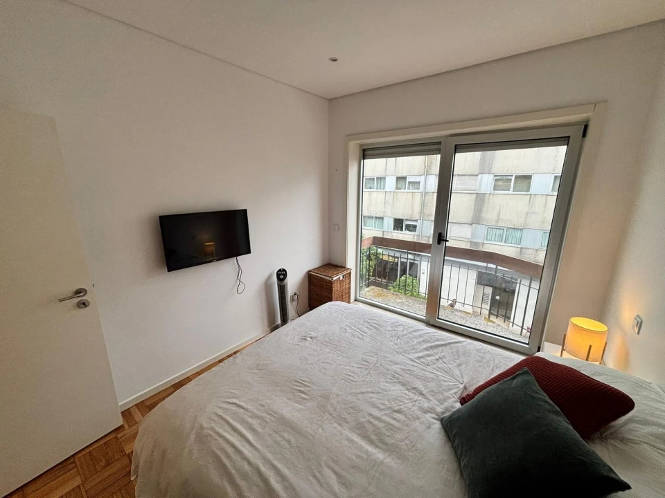 Apartamento T2 para Arrendamento em Cedofeita, Santo Ildefonso, Sé, Miragaia, São Nicolau e Vitória Foto 17