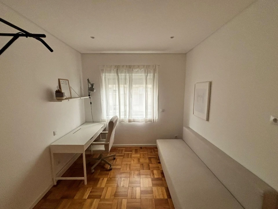 Apartamento T2 para Arrendamento em Cedofeita, Santo Ildefonso, Sé, Miragaia, São Nicolau e Vitória Foto 20