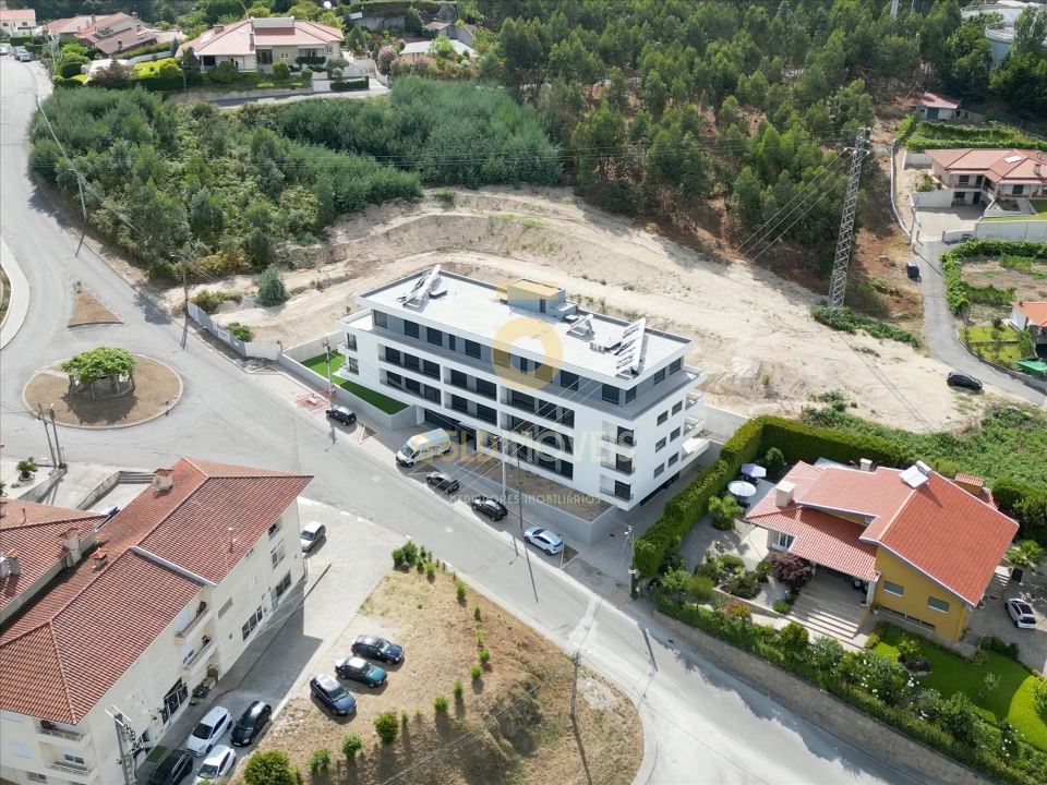 Apartamento T2 para Venda em Sobrado e Bairros Foto 2