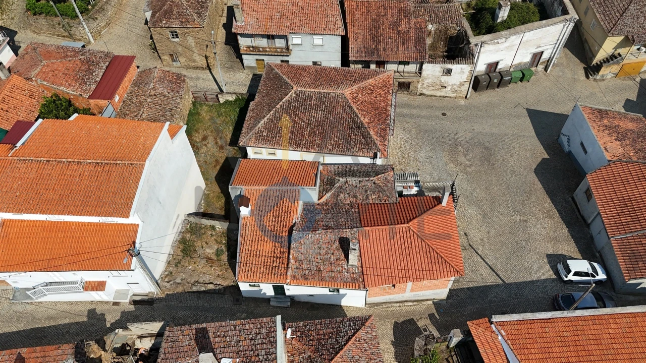 Moradia T3 para Venda em Eucisia, Gouveia e Valverde Foto 33