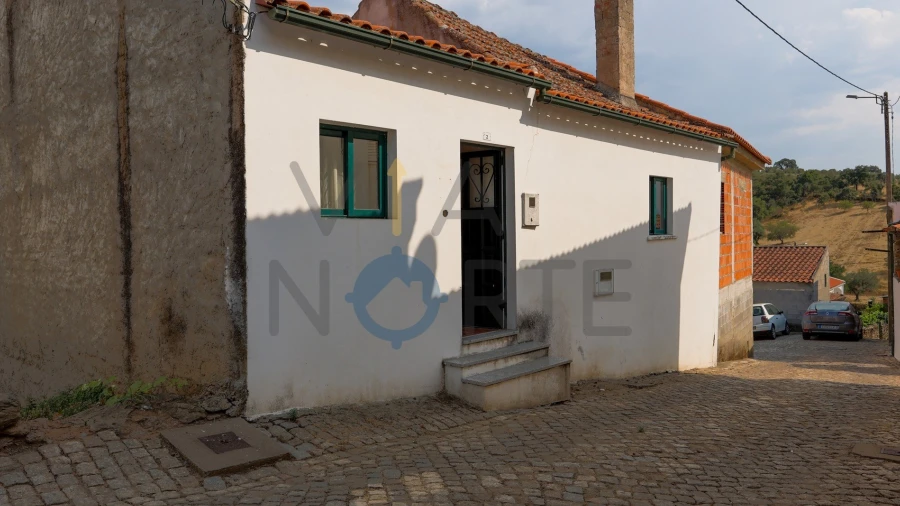 Moradia T3 para Venda em Eucisia, Gouveia e Valverde