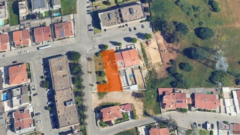 Terreno para Venda em Cidade da Maia