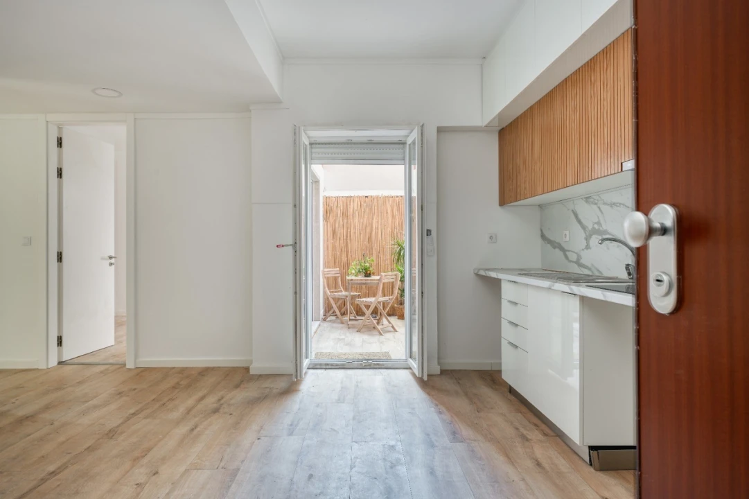 Apartamento T2 para Venda em Santa Maria e São Miguel, São Martinho, São Pedro Penaferrim Foto 5
