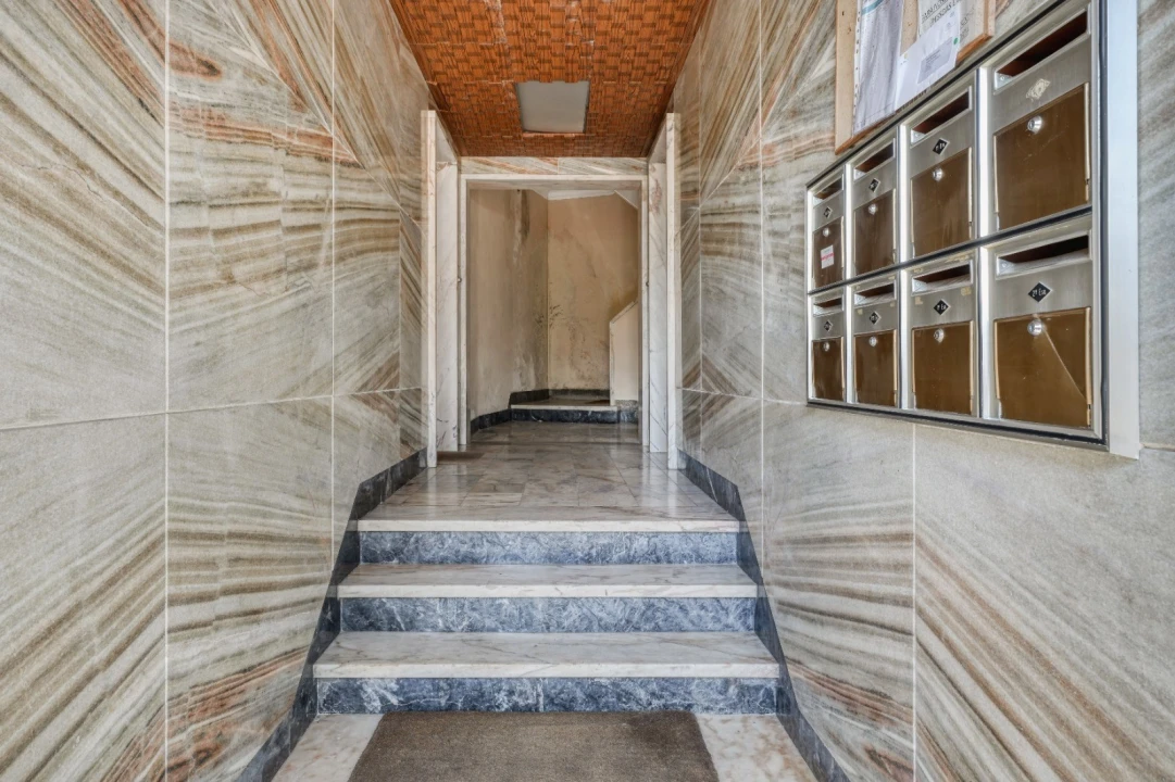 Apartamento T2 para Venda em Santa Maria e São Miguel, São Martinho, São Pedro Penaferrim Foto 2