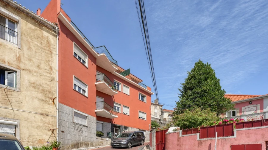 Apartamento T2 para Venda em Santa Maria e São Miguel, São Martinho, São Pedro Penaferrim