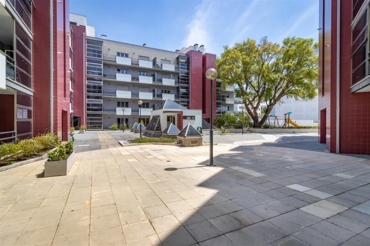 Apartamento T3 para Arrendamento em Leiria, Pousos, Barreira e Cortes Foto 22